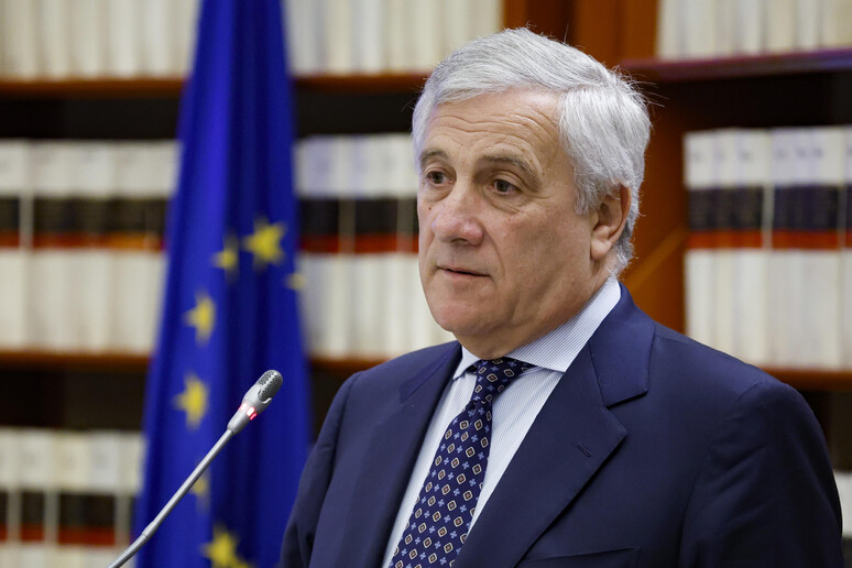 Se questo è il modo di conquistare voti, Forza Italia ha un problema