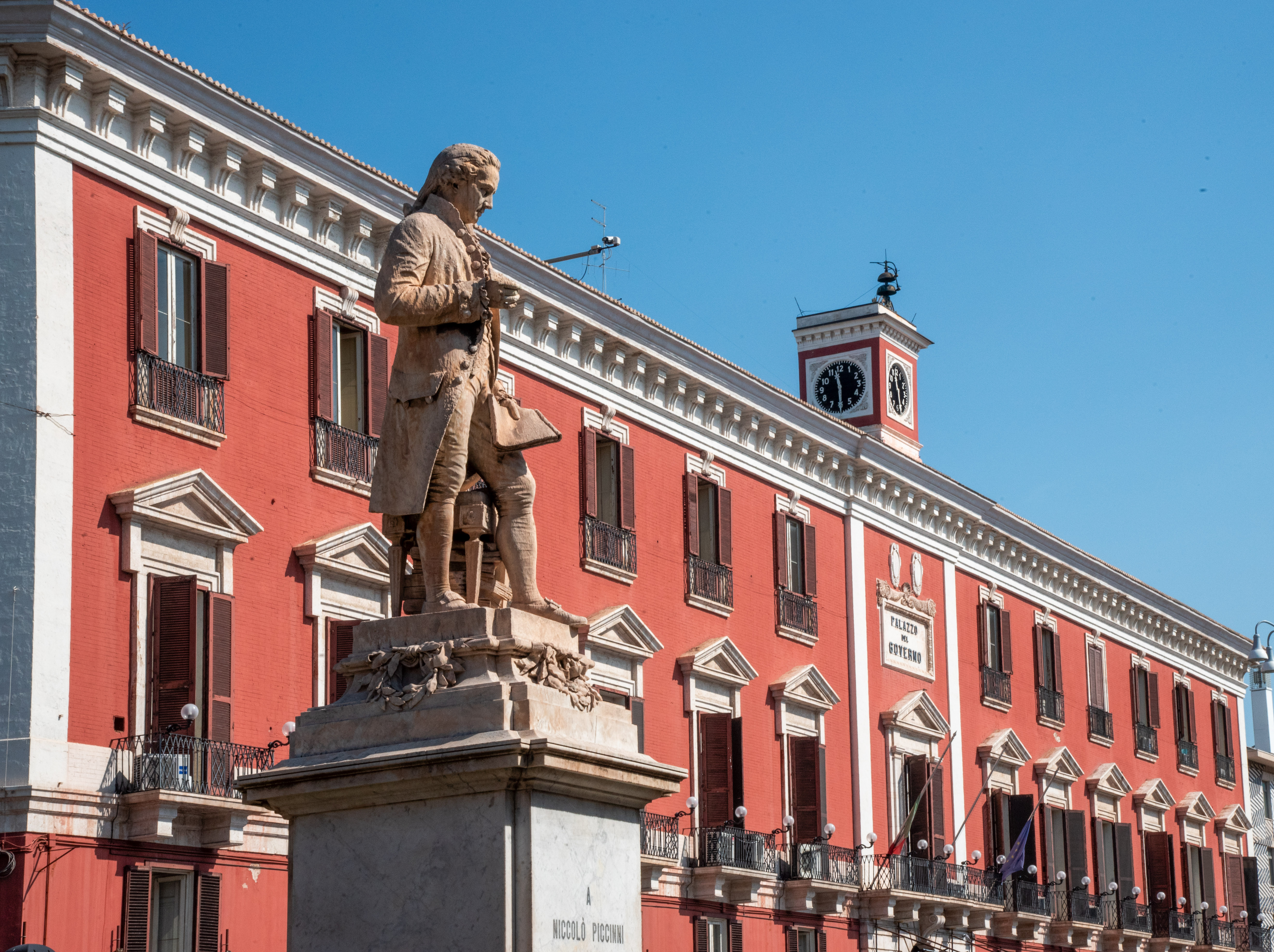 Lo Stato riapre le porte della legalità