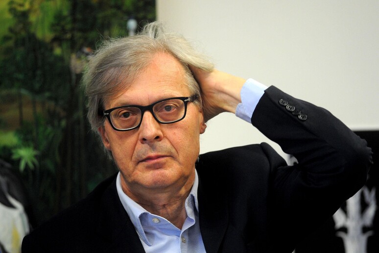 Sgarbi, “Stop alle speculazioni”