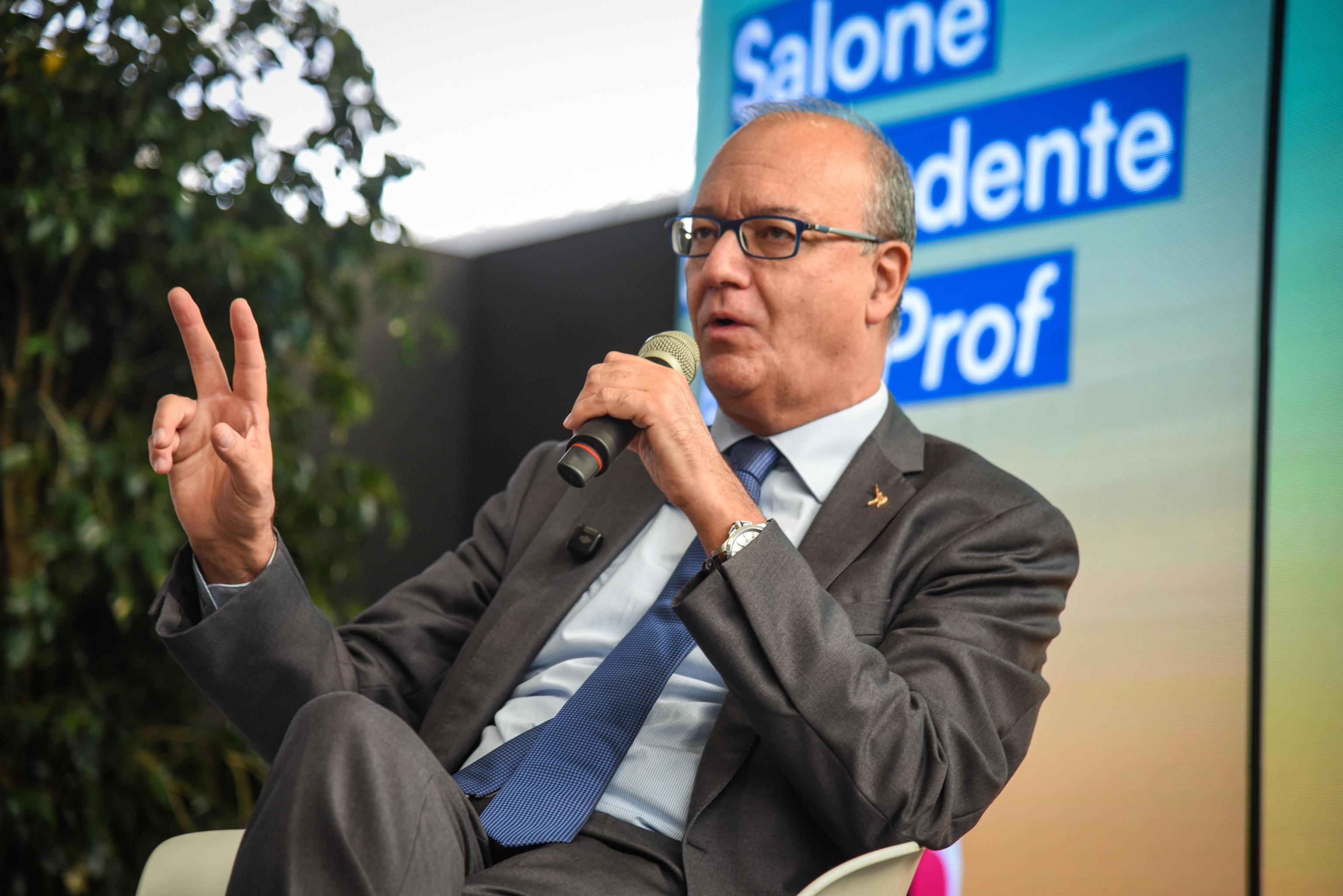 Valditara rivendica gli interventi sull’edilizia scolastica