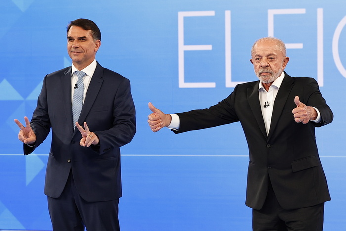 Brasile: il veloce isolamento di Flavio Bolsonaro